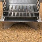 TAKIBI STOVE Sを載せたTAKIBI BASE