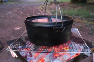 ダッチオーブンで料理