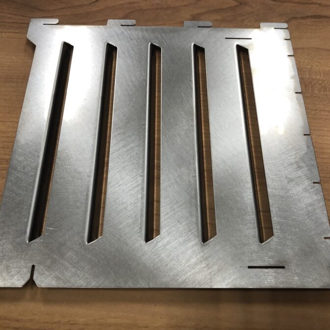 over north焚火台 側面板（右）