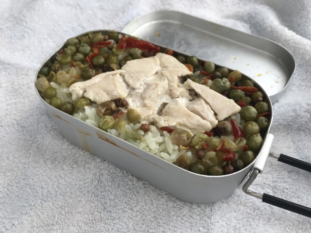 メスティンで炊き込みご飯