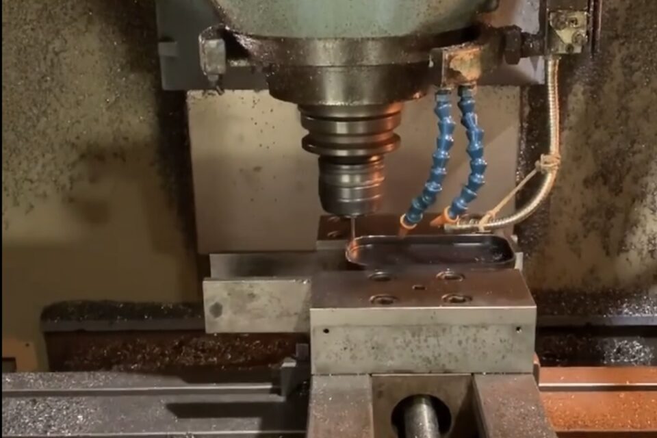 ロックパンS加工中