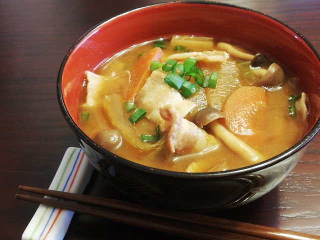 豚汁3