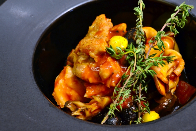 鶏肉のカチャトーラ