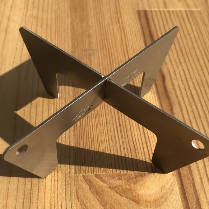 GOTOKU 1.0　アルコールストーブ用五徳（トランギア、エバニュー対応）　純チタン製