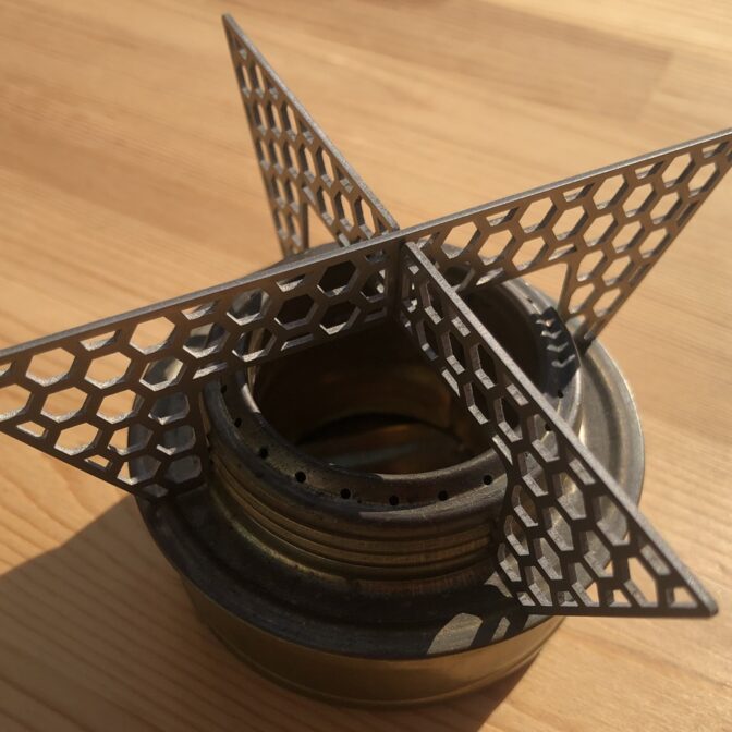 GOTOKU HEXA (ヘキサ) 純チタン製アルコールストーブ用五徳 ※トランギア、エバニュー対応