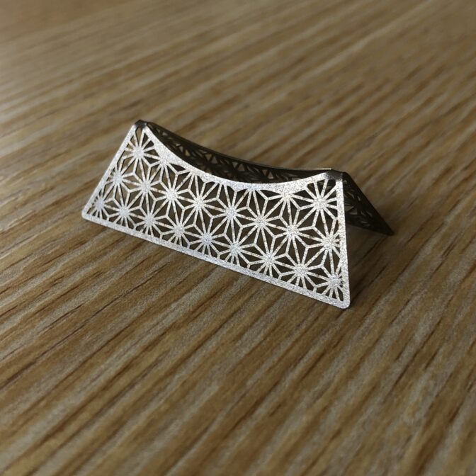 麻の葉文様 純チタン製箸置き