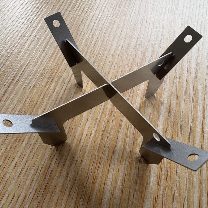 ガイド付きアルコールストーブ用五徳